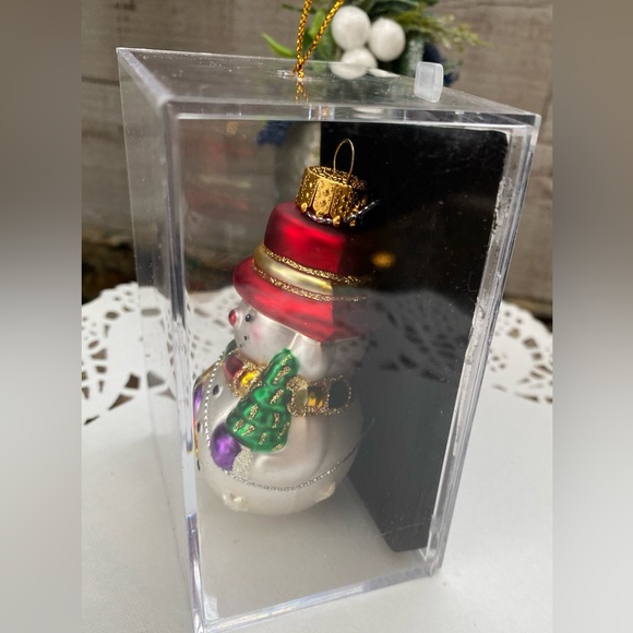 🆕☃️ HANDCRAFTED GLASS “SNOWMAN“ ORNAMENT. BRAND NEW IN PLASTIC CONTAINER. - Picture 4 of 7